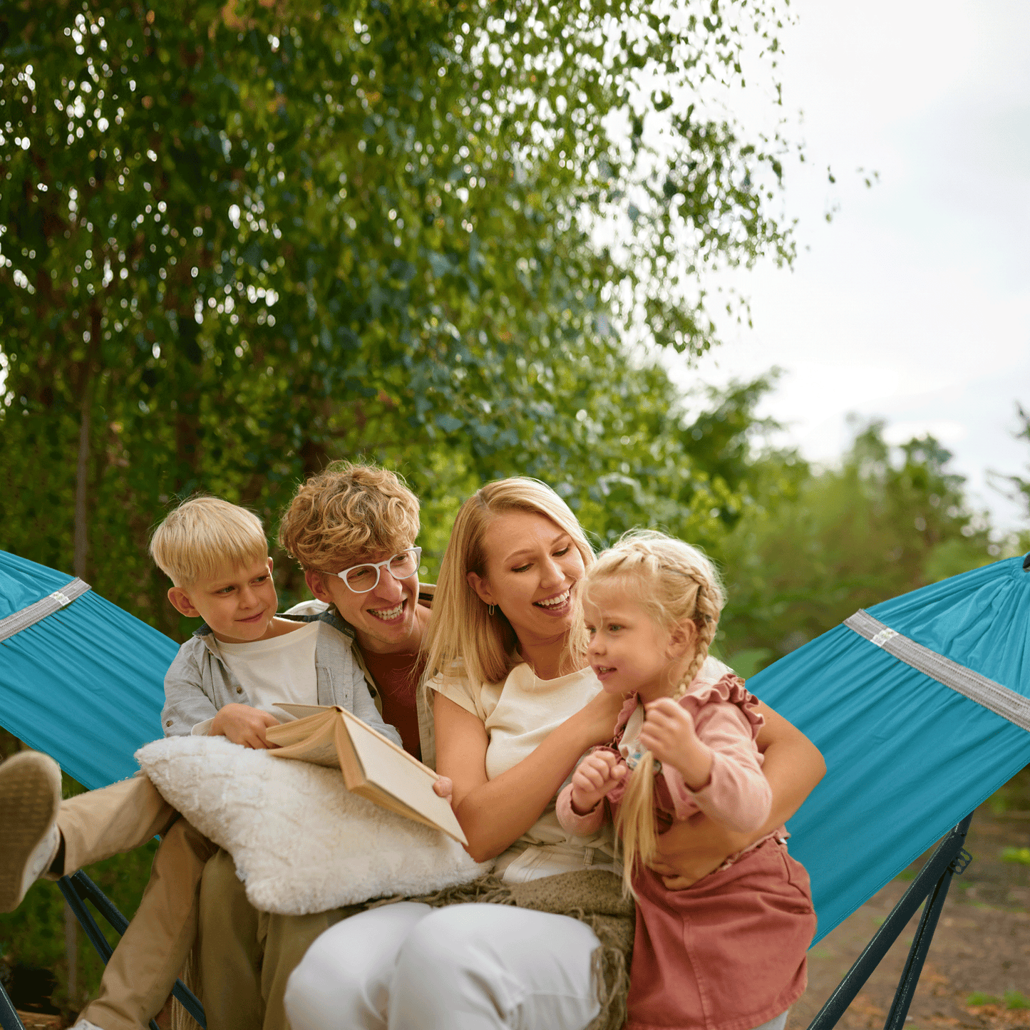 Tranquillo Universal Canvas Hammock Medium Size for Ultimate Comfort and Style