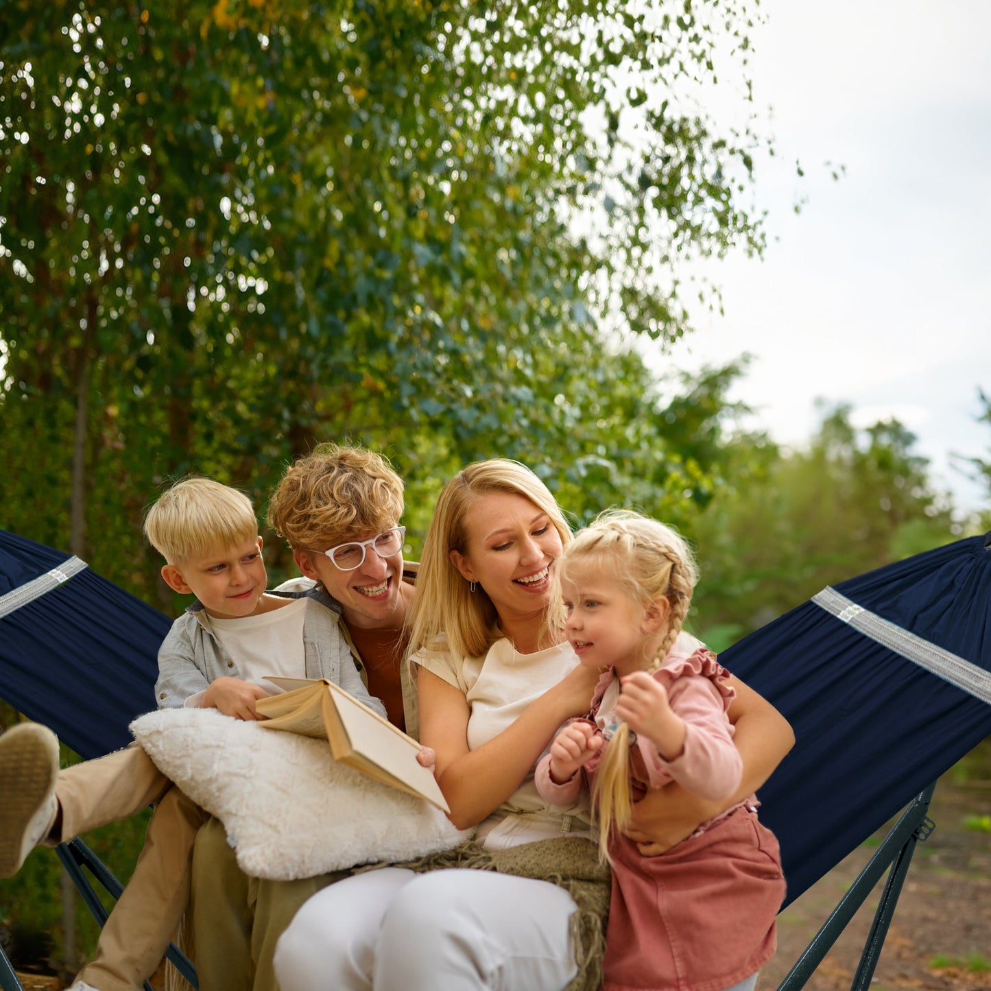 Tranquillo Universal Canvas Hammock Medium Size for Ultimate Comfort and Style