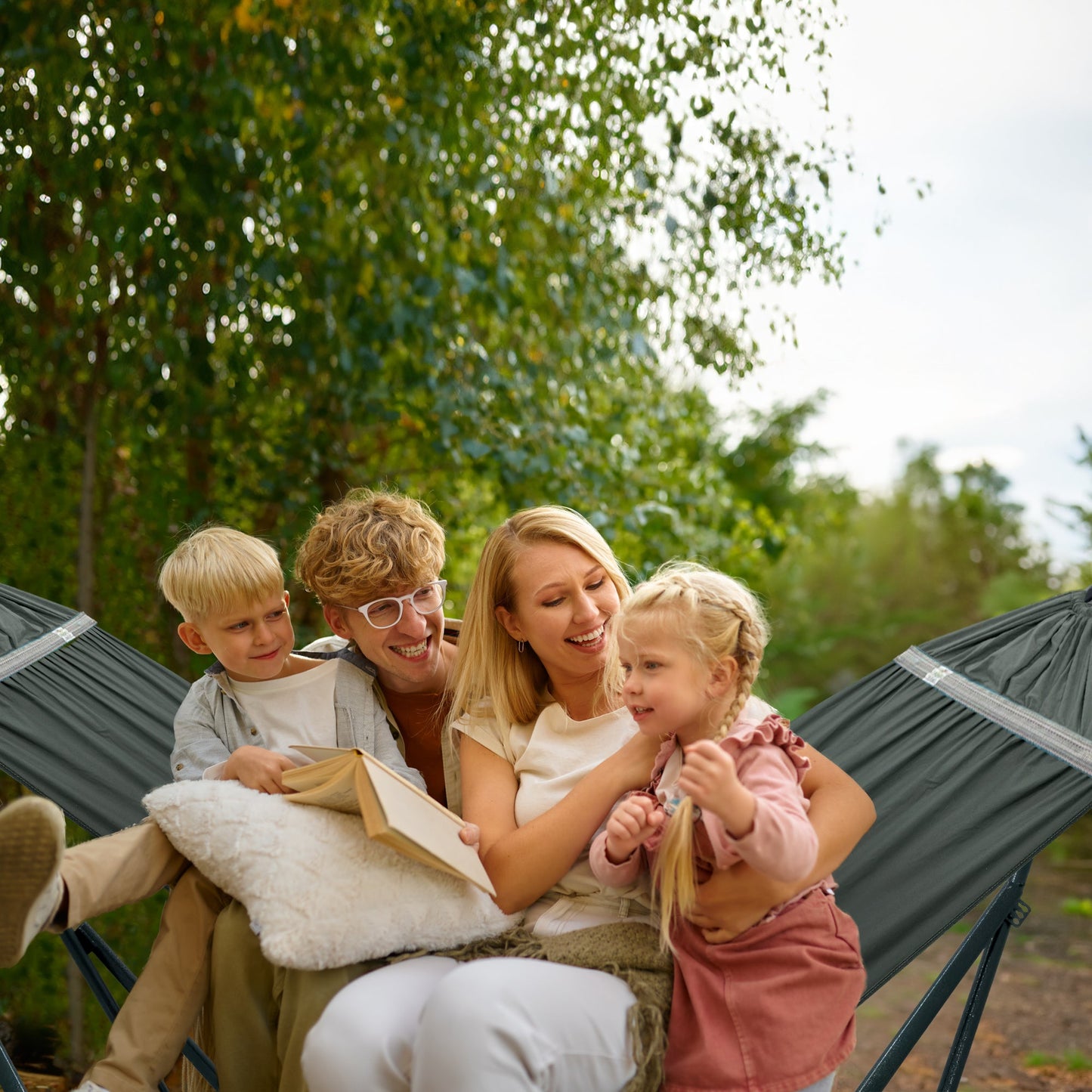 Tranquillo Universal Canvas Hammock Medium Size for Ultimate Comfort and Style